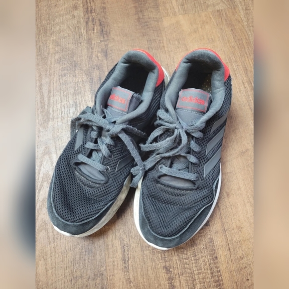 Adidas sneakers - Picture 1 of 7